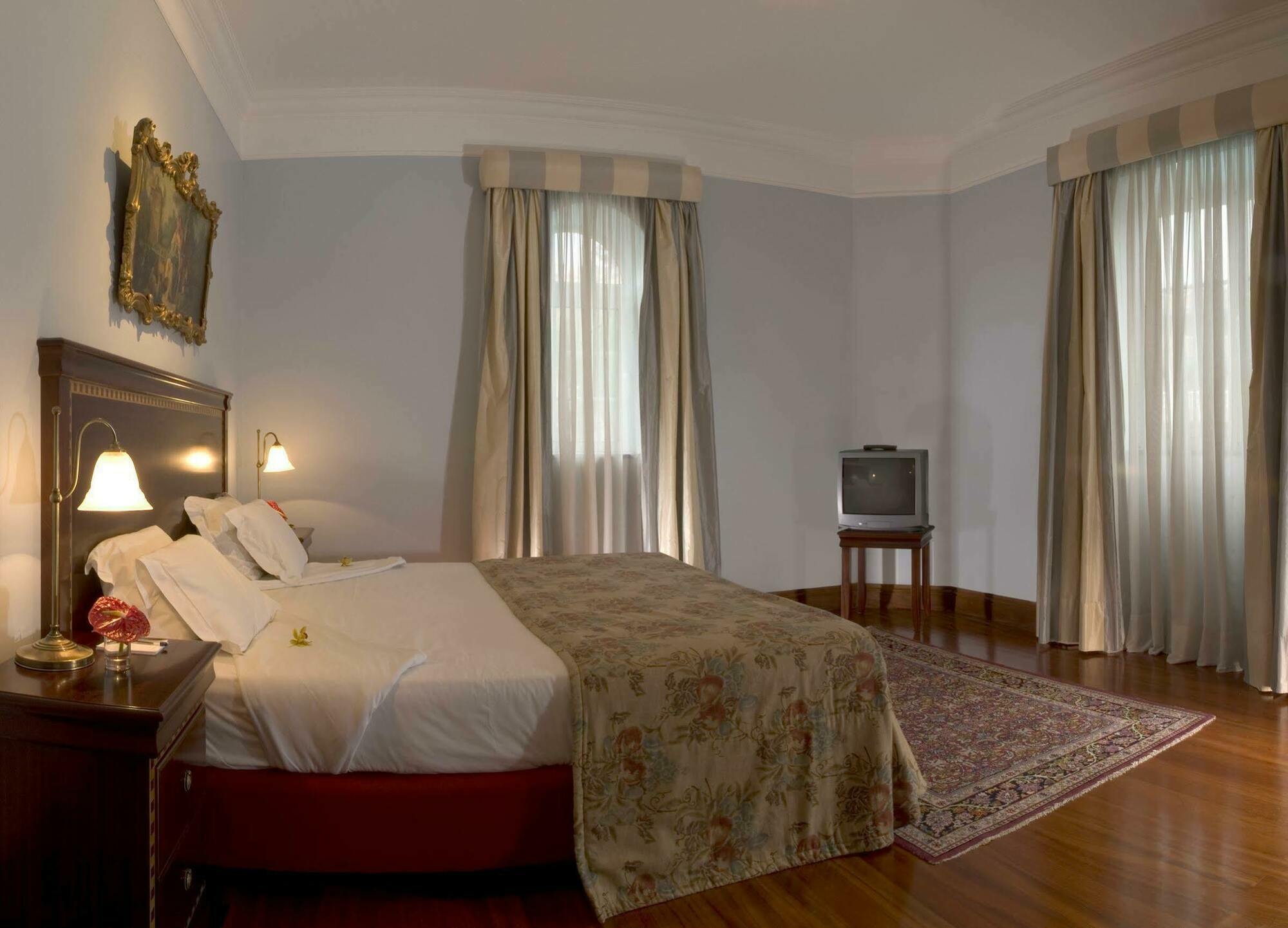 Pestana Miramar Garden & Ocean Hotel Фуншал Номер фото